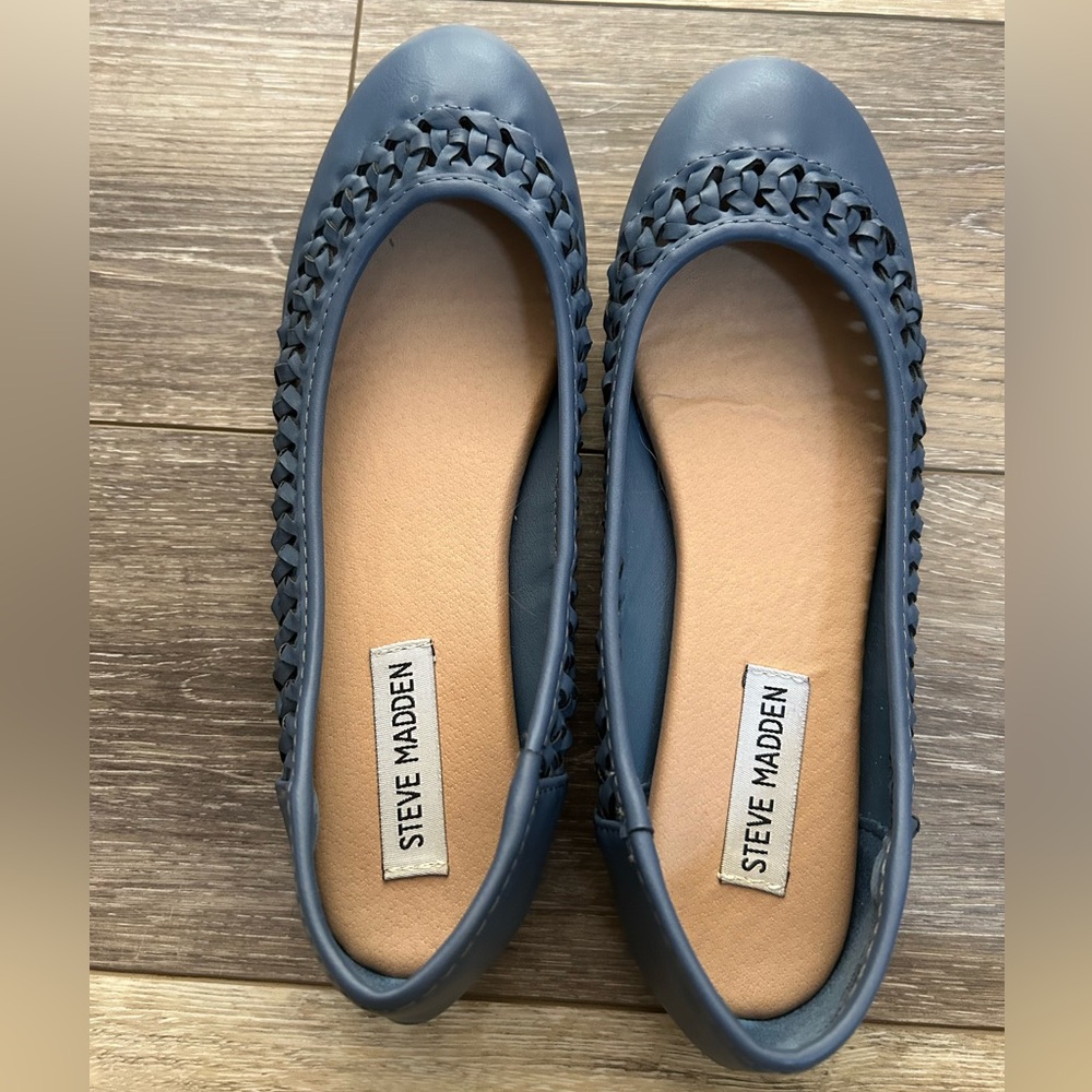 NWOT Gorgeous blue woven Steve Madden Mimic ballet flats 7.5